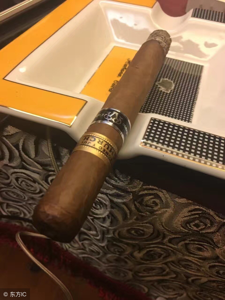 极尽奢华抽雪茄,抽雪茄优雅永不过时