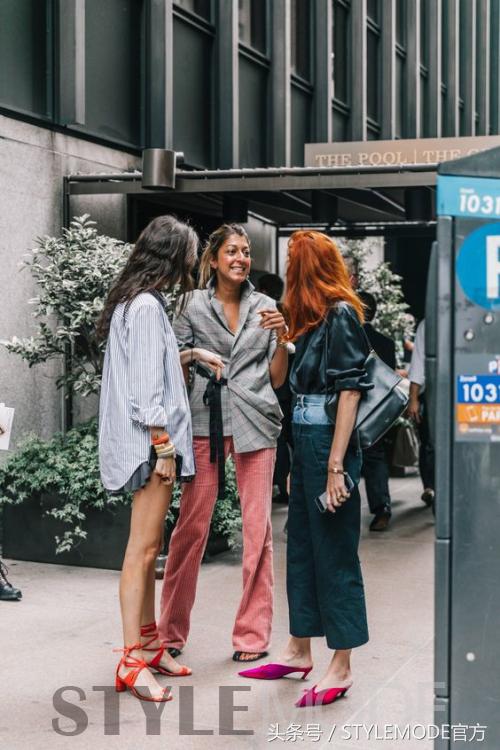 入秋最时髦的穿搭,入秋穿搭粉色外套