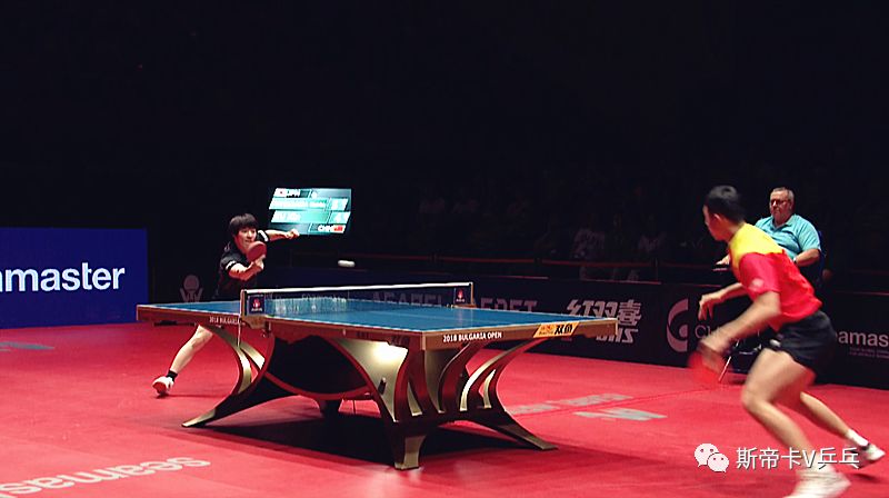 许昕的直板横打,许昕直板和削球