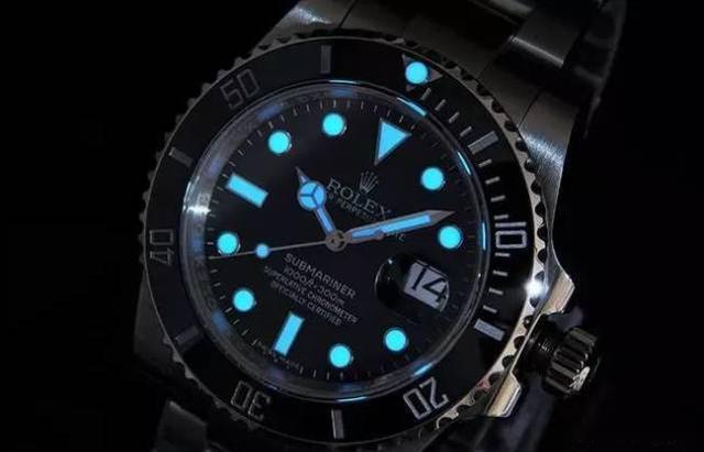 欧米茄海马和黑水鬼,欧米茄海马vs劳力士潜航者