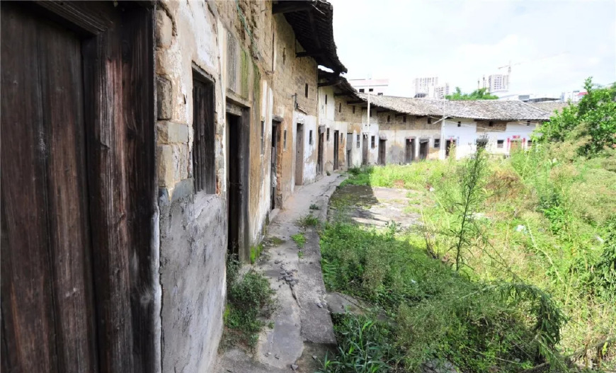 梅州客家围龙屋600年的历史,梅州客家围龙屋最有特色