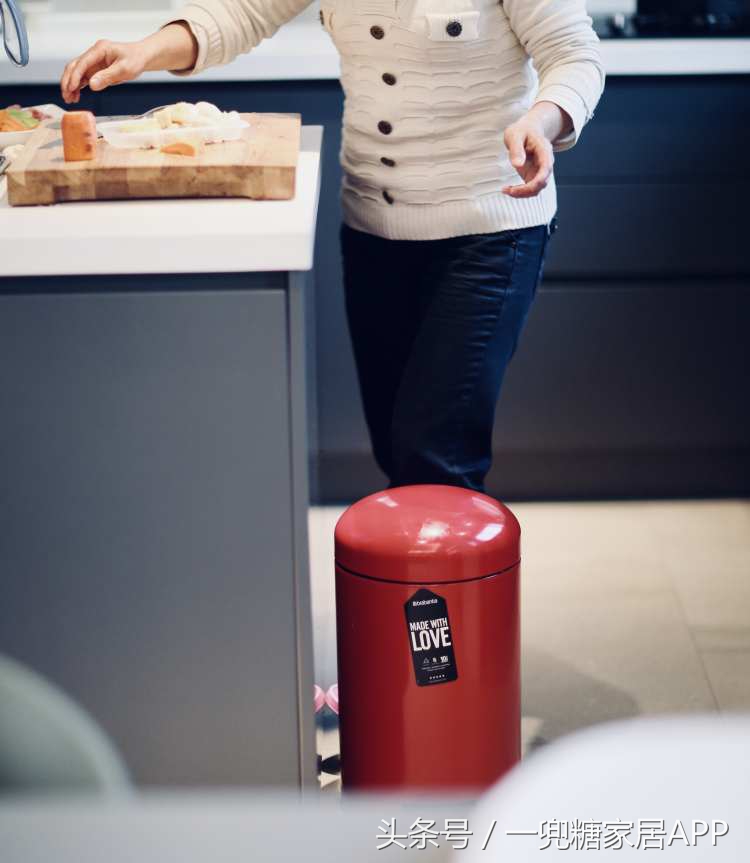 为了2个娃,我183㎡的家,没一个凸出来的柜门把手