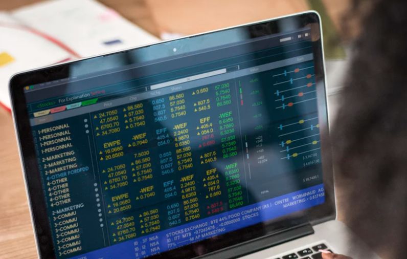 期权激励和股票激励哪个好,期权激励和期股激励的区别