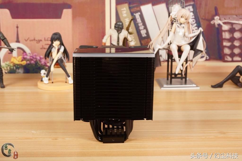 当散热器多了FRGB功能，从此颜值逼格都满满，超频三东海印象开箱