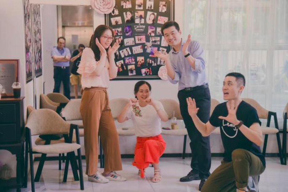 乐满意梦工厂,乐满意公司