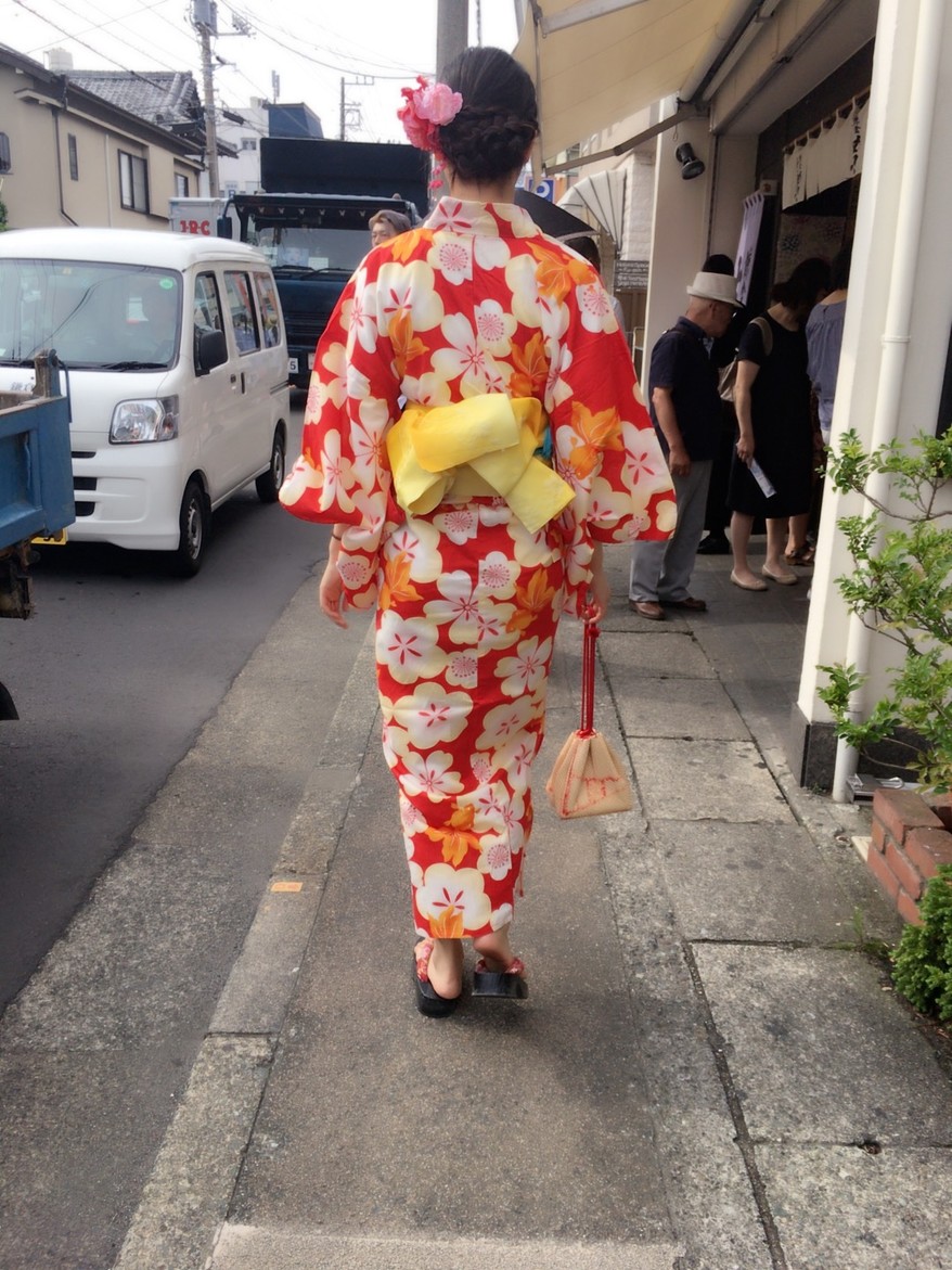 带你走进日本风土人情,跟日本女朋友一起旅游吃什么