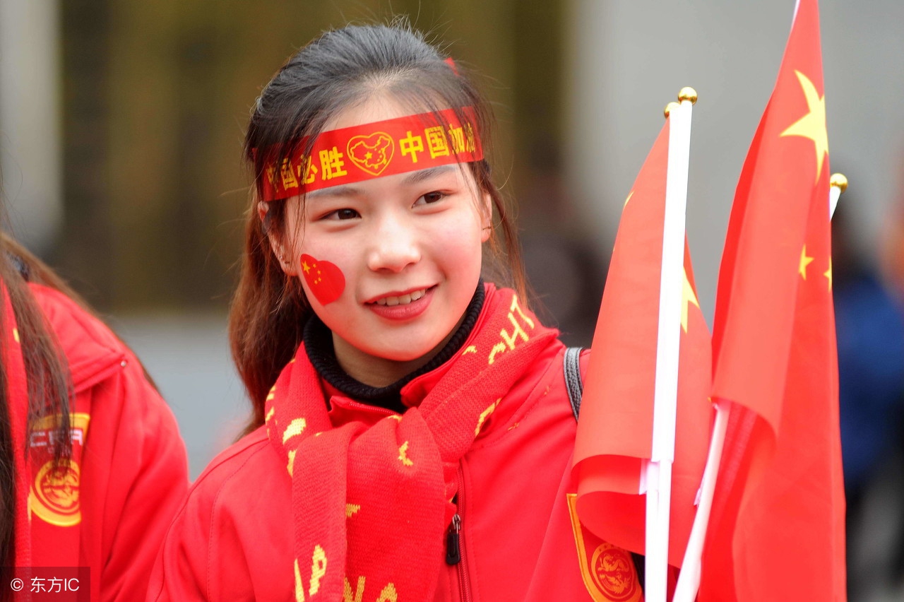 国足卡塔尔世界杯巡礼,国足0-1不敌卡塔尔世界杯