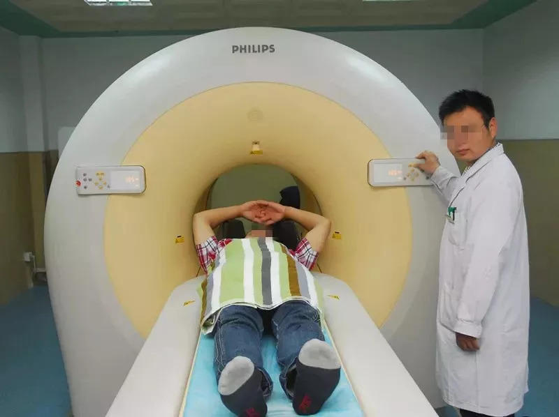 中国女教师胃癌晚期,80后老师身患胃癌