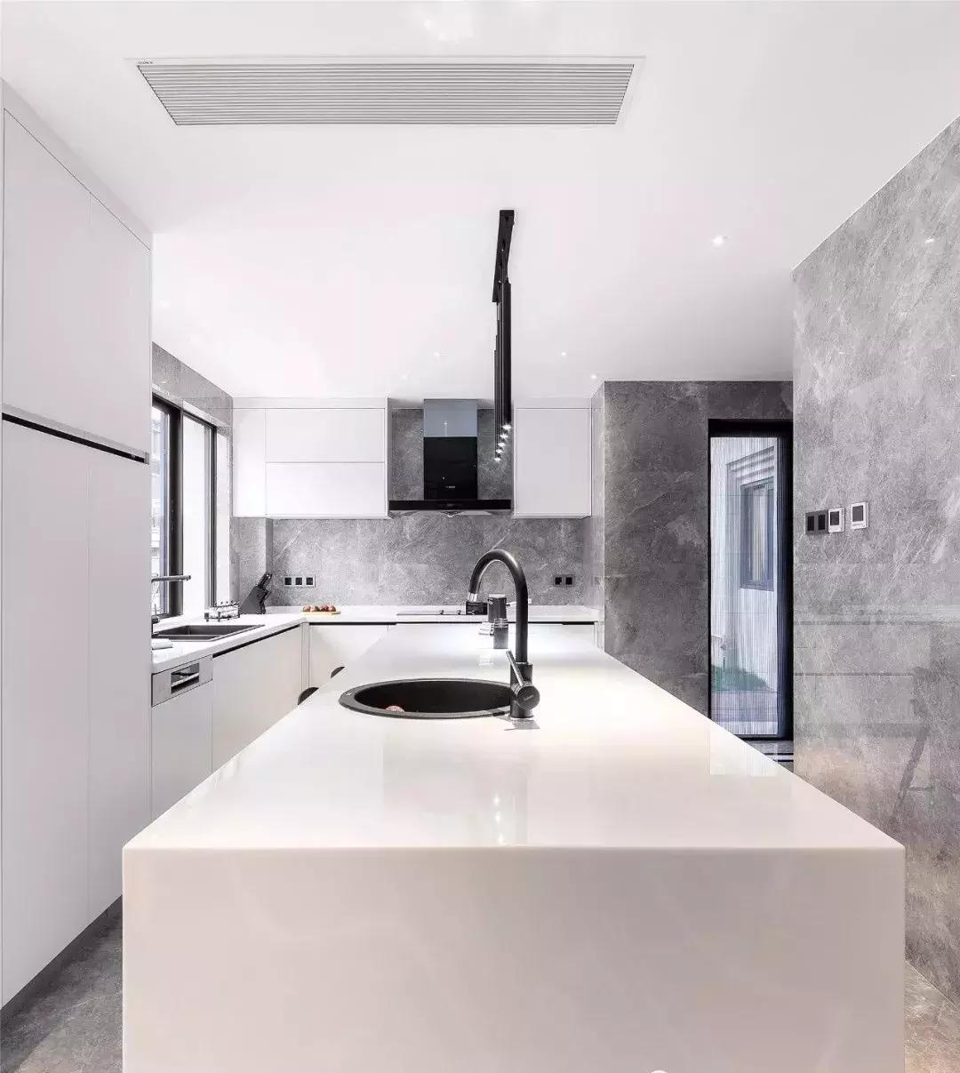 天然大理石装修别墅精致得体,别墅豪宅装修大理石是永恒的话题