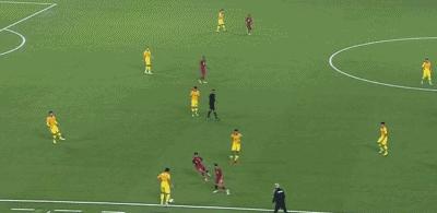 国足高光时刻胜卡塔尔,国足0-1卡塔尔球员评价