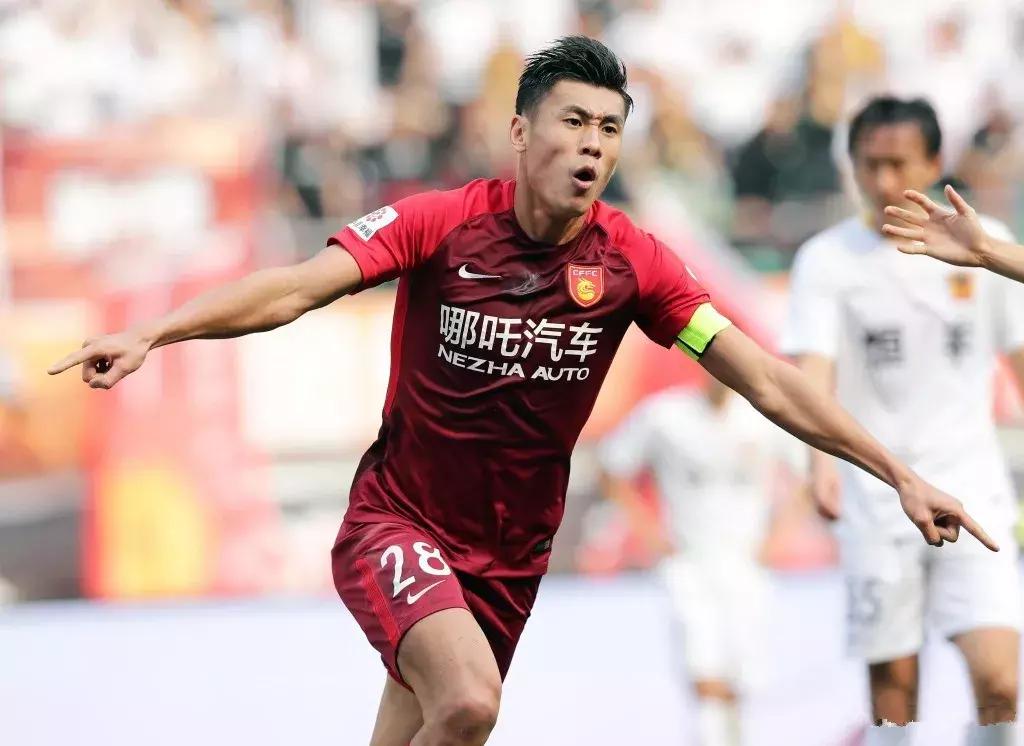 嘴仗赢了,国足球员把卡塔尔后卫骂的哑口无言!