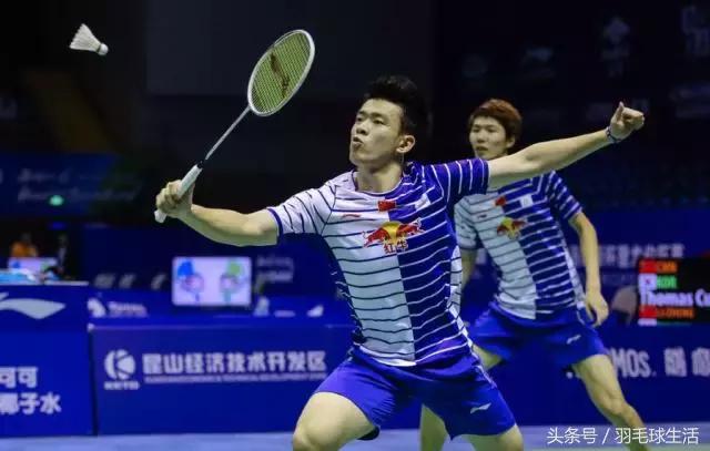 羽毛球双打发球错误案例,羽毛球常见错误集锦