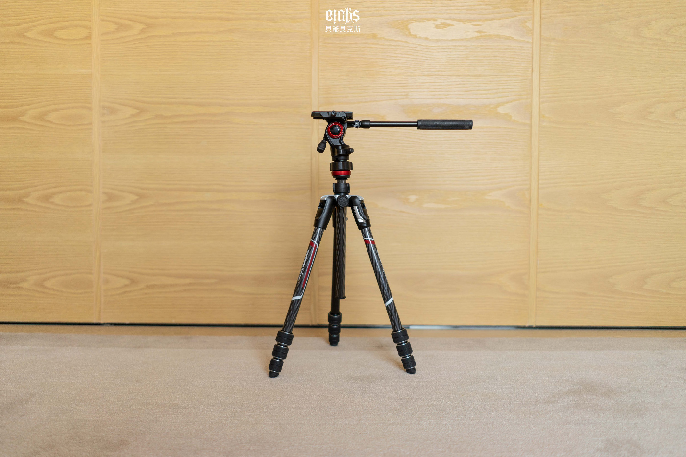 旅游带什么三脚架轻松一点,旅行要不要带便携三件套