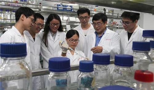 点赞！温籍科学家管敏鑫“捕获”致聋基因