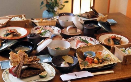 教你几句日语让你在日本混三年,一句日语都不会如何去日本