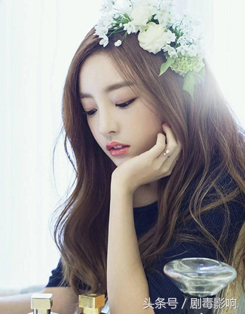 大美女也有困扰，美如具荷拉饱受失眠之苦，睡不好觉实在难受！