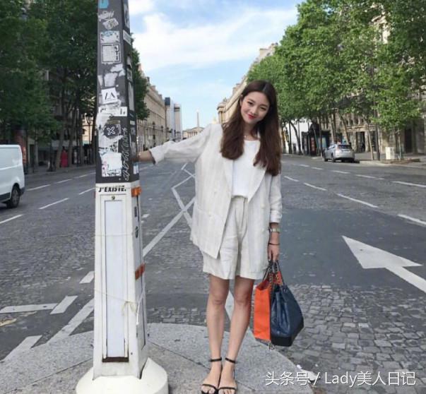 小个儿女生不只可以驾驭可爱风哦，穿对衣服让你做百变小仙女