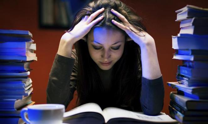 面试官问你对加班怎么看怎么回答,面试官问谈谈你对加班的看法