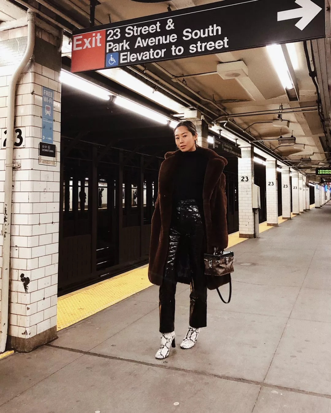 皮一下很开心句子,皮一下很开心的视频