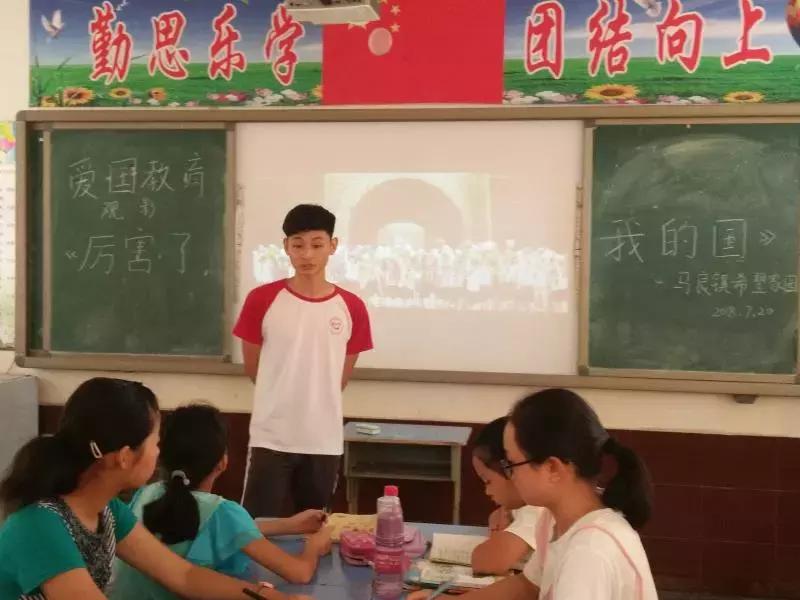 帅气班长化身公益先锋，才大二志愿服务时长已超1000小时