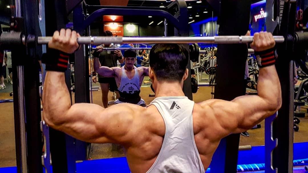 想锻炼一下胸肌有什么好动作,想锻炼胸肌用什么仪器最好