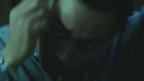 头发变薄用什么梳子,有什么原因会让头发变薄