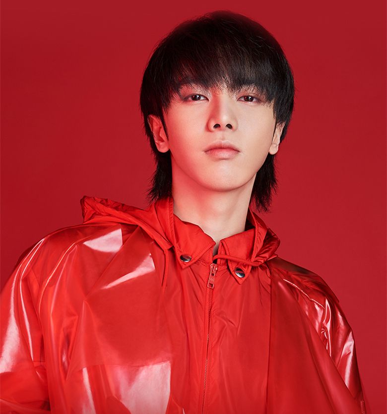 表姐色唇釉,雅诗兰黛表姐色口红平替