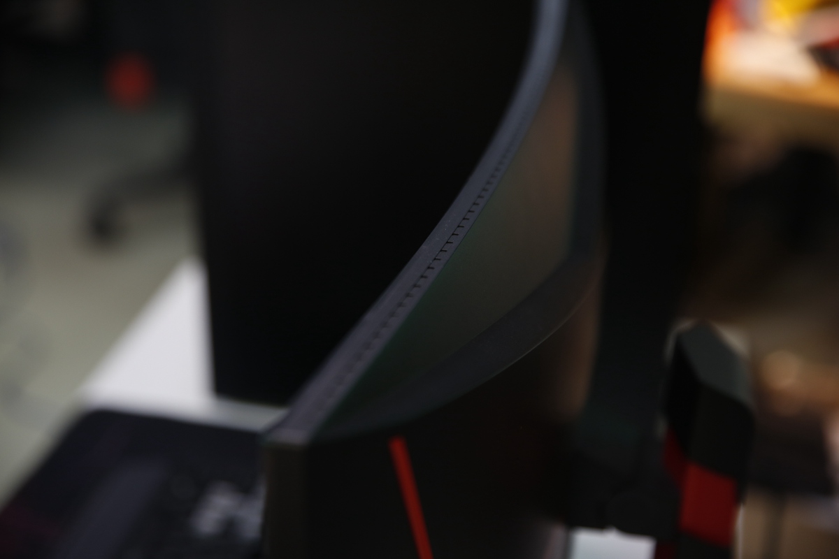 hkctg271q显示器评测开箱,hkctg271q白色显示器测评