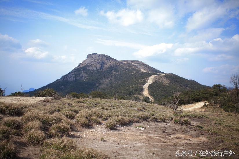 将轻量化进行到底——20L背包的千八雪地露营