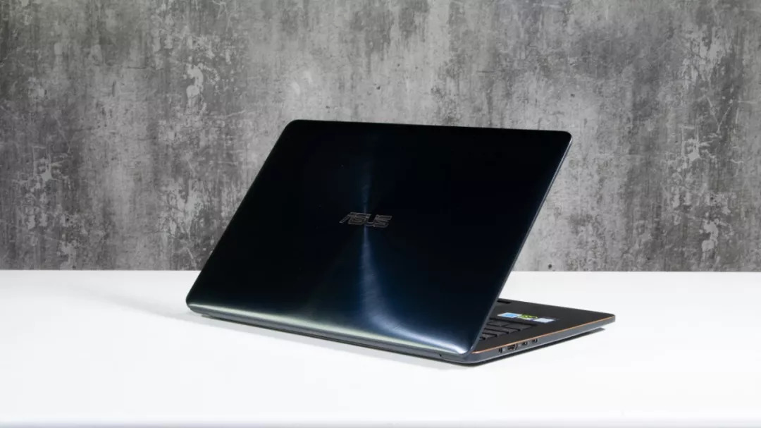 两个屏幕笔记本电脑推荐,有两块屏幕的笔记本