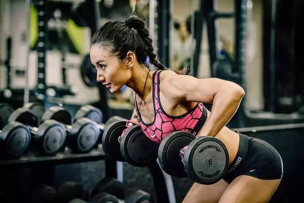 修理发际线男士,男生要不要修发际线