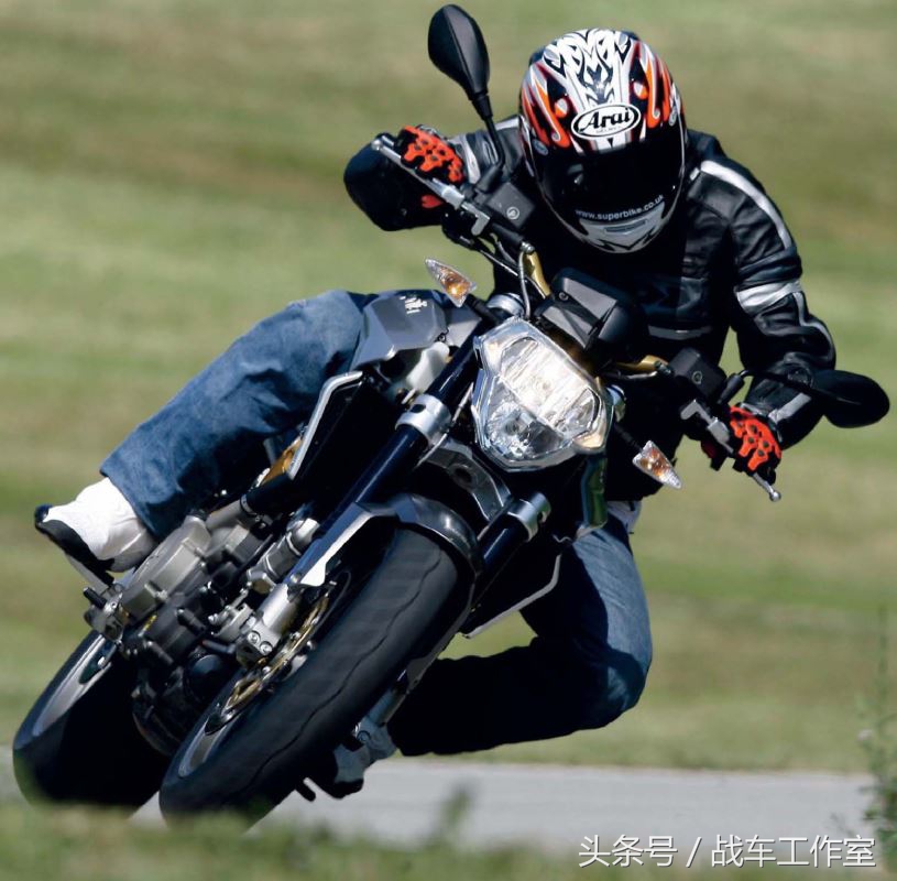 隐藏在绿化带里的罪恶,隐藏在黑暗深处的罪孽