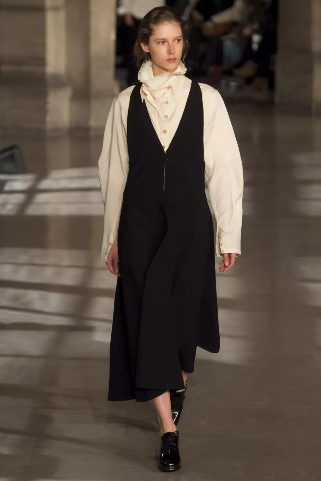 爱马仕设计师打造t恤,爱马仕前总监