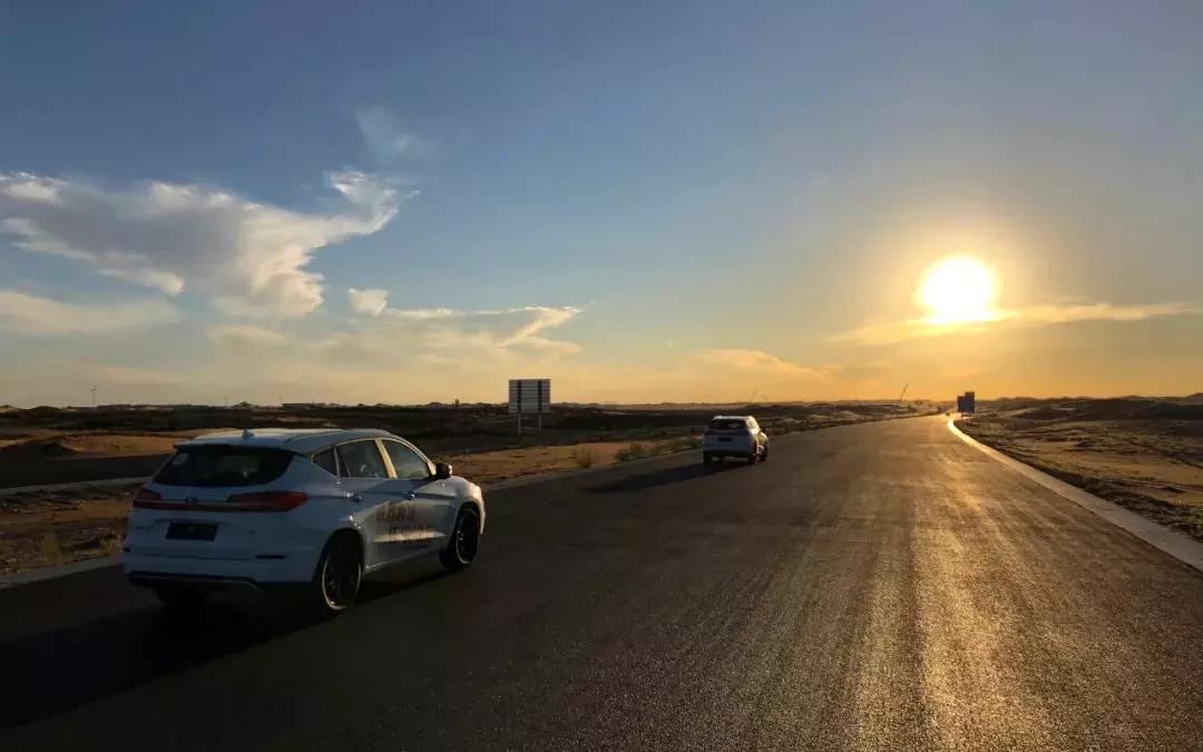 最新款比亚迪宋越野实测,比亚迪宋穿越罗布泊