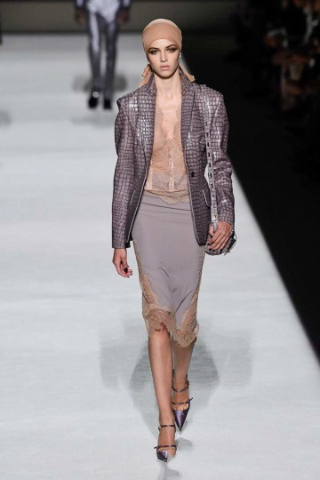 2019女装秀场潮流时尚,2019时装周高级服装秀