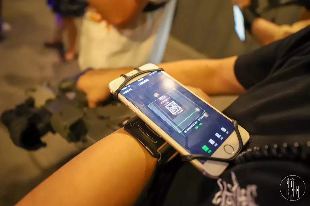 真人吃鸡海滩战斗,吃鸡真人版真实场地