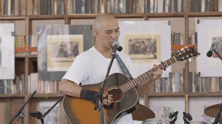 佛经可以翻译成白话吗,佛经还能倒着背