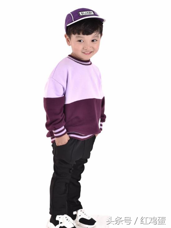韩国冬季童装穿搭,今年童装韩潮流行款式