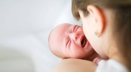 新生儿吃不饱会不会影响心脏,新生儿吃不饱影响智商