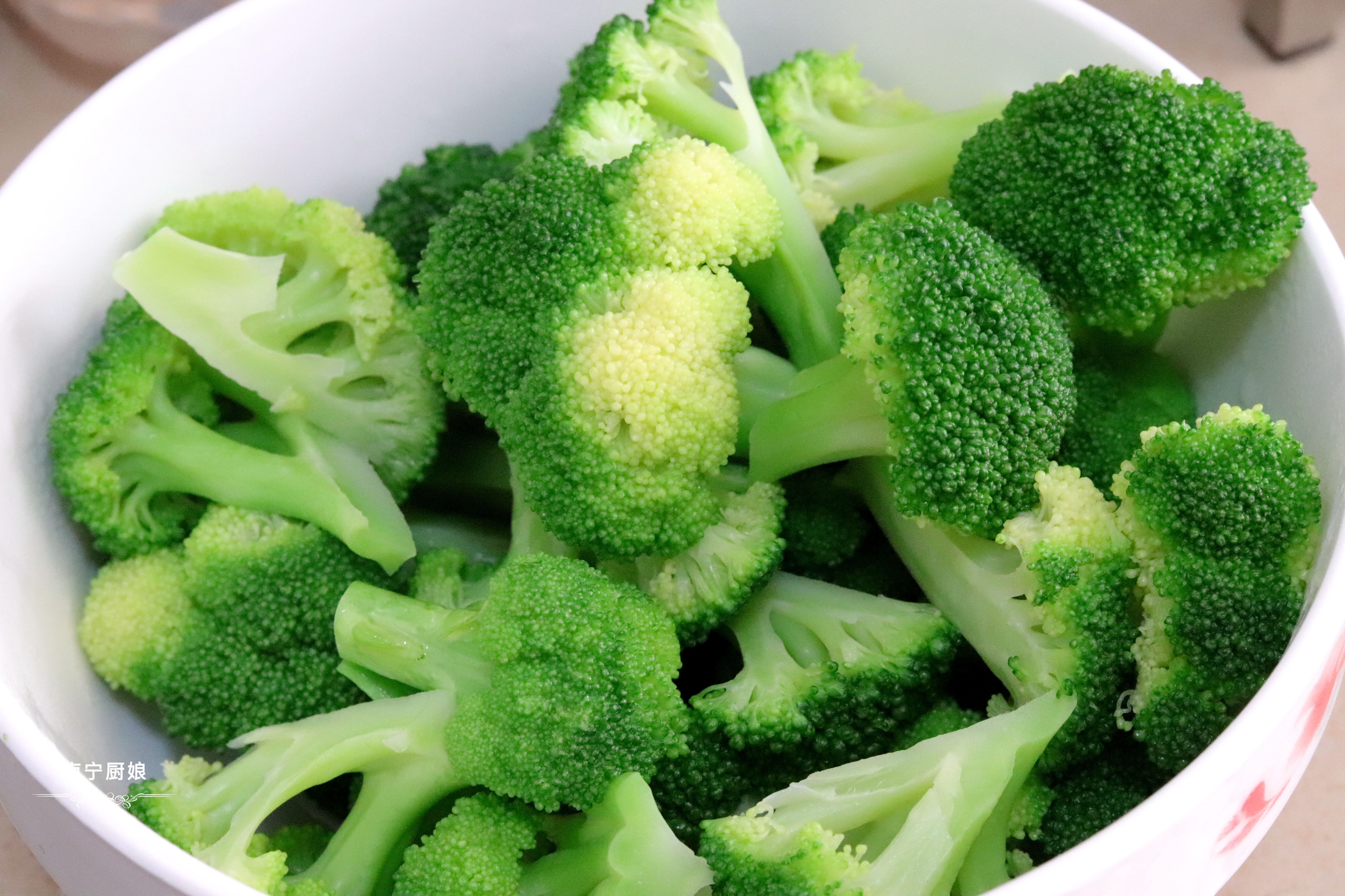 怎么清洗西兰花能去除农药和虫卵,西兰花怎么去除残留农药及虫子