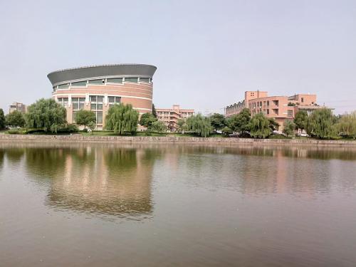 硬件设施超一流的浙江师范大学,伙食太好,被称为“吃饭大学”