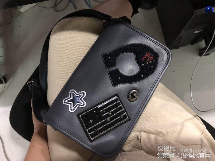 蔻驰crossbody男包,蔻驰dinky亮皮