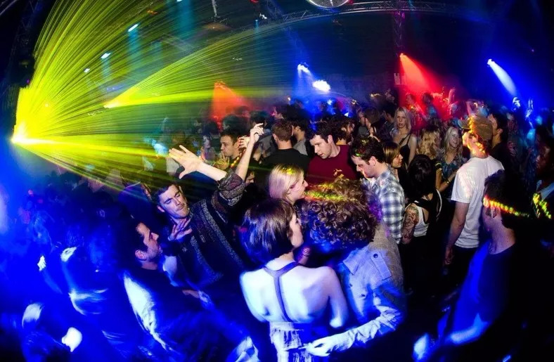 留英*党**才懂的内涵图！笑着流泪