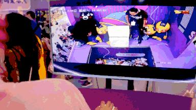 娃娃机惊现真娃娃,深圳真人娃娃机视频