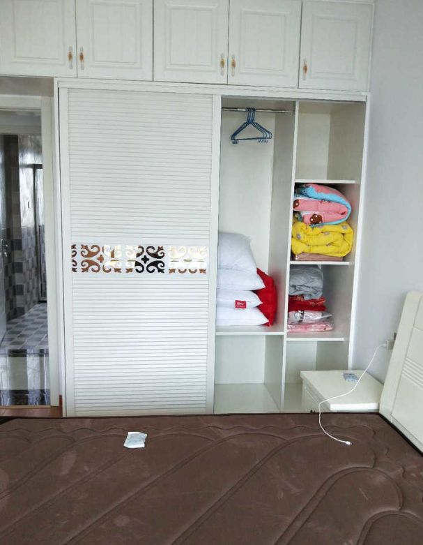 130平米客厅窗帘效果图,家居装修客厅窗帘推荐哪种