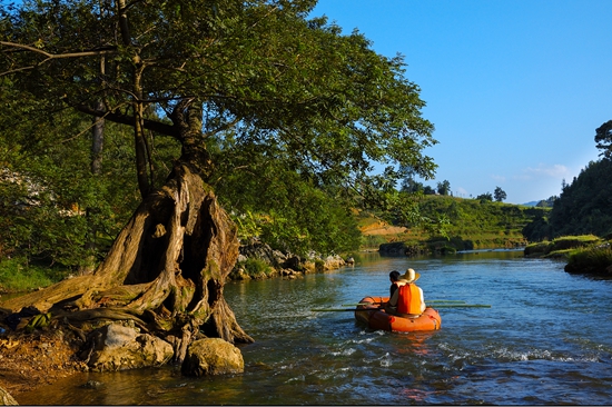 打卡最美紫云,遇见最美的霞光