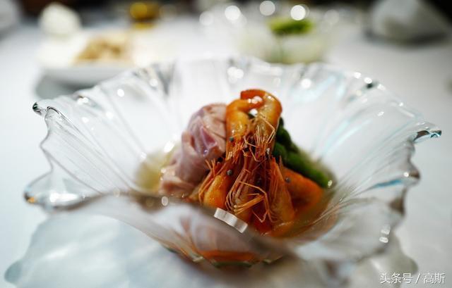 上海西郊5号餐厅40余万元天价账单,西郊5号天价餐厅