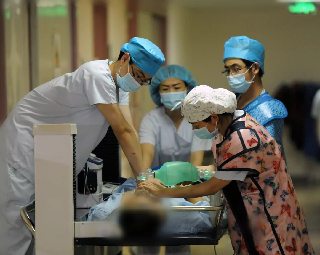 喜报！泰心医院林文华主任荣获“白求恩式好医生”提名奖！