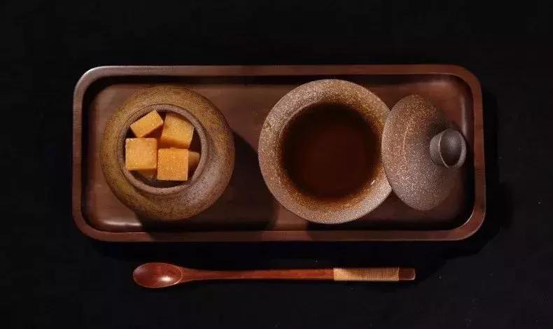 止咳润喉的方法泡水,比消炎药还靠谱的润喉止咳方法