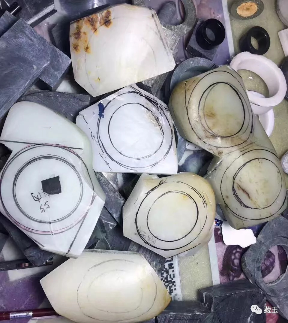 挑选和田玉玉镯五大技巧,挑选和田玉要注意什么